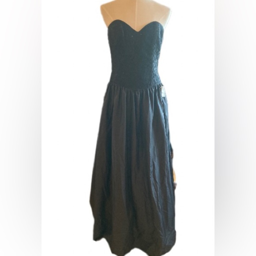Wendye Chaitin Black Lace & Taffeta Beaded & Sequin Ballgown NWT